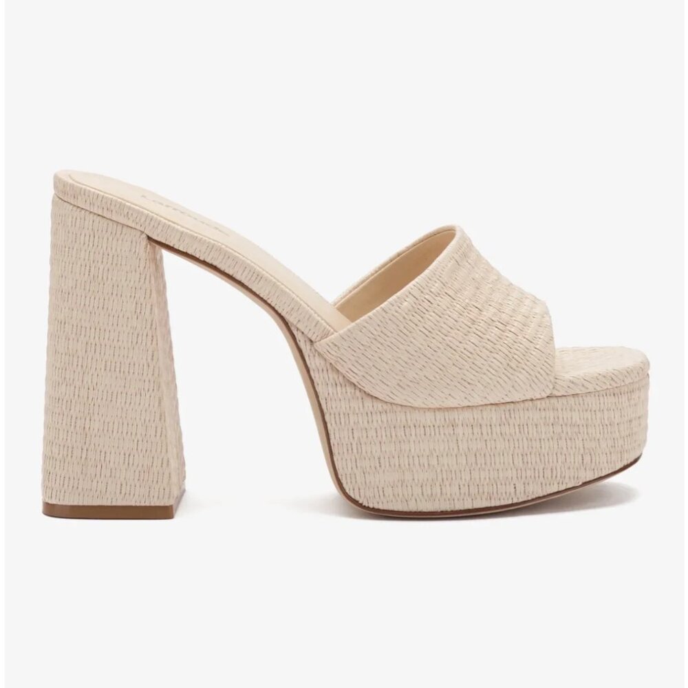 Dolly Mule In Natural Raffia